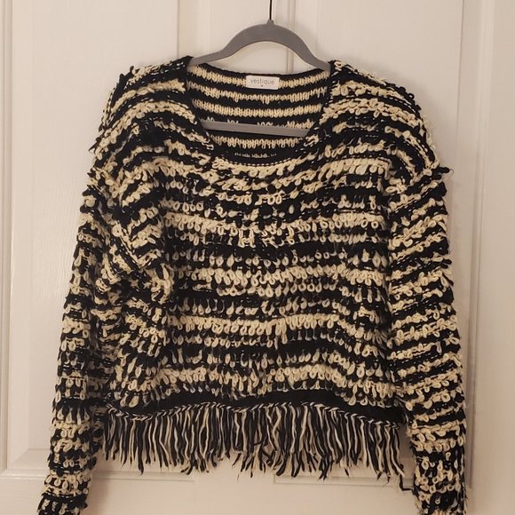 Vestique Black and Off White Textured Fringe Sweater - Size Medium - Picture 1 of 4
